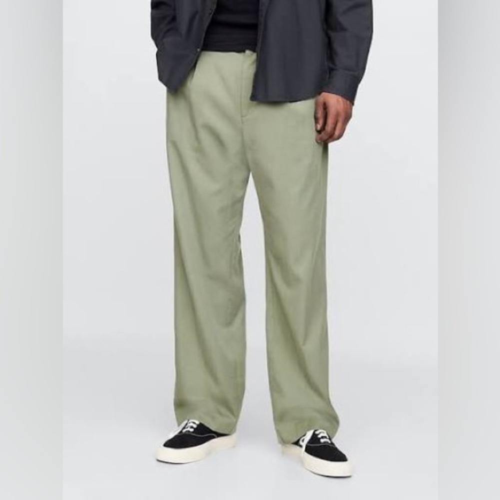 NWT! GAP Green UltraSoft Pleated Trousers - 🩷 #732411